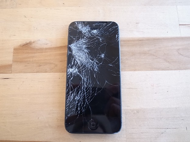 画面割れiphone買取　神田のお客様　即日支払い