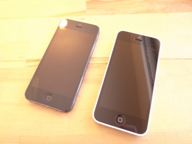 iphoneガラス割れ　iphone、イヤホン、エフェクター修理　湯島のお客様