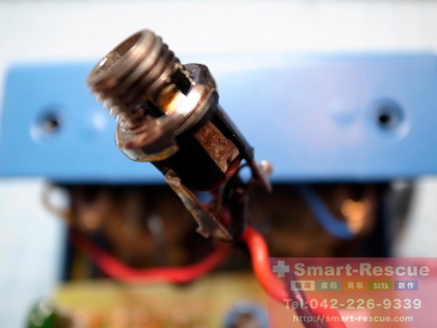 エフェクター、イヤホン、ipod classic修理　新宿のお客様