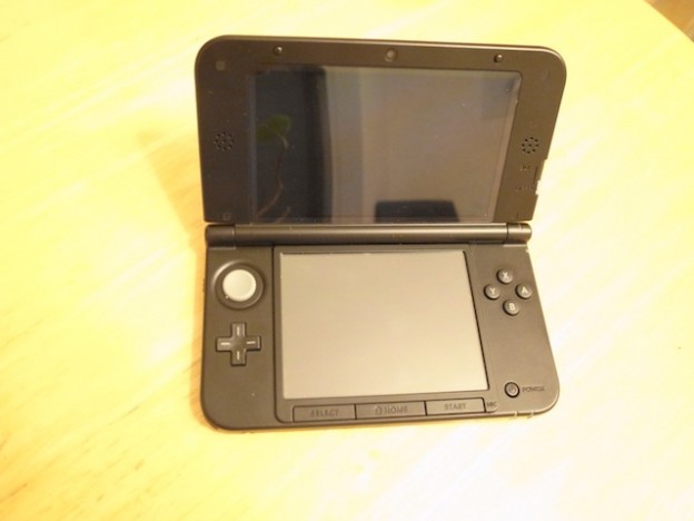 3DS・ipod classic・エフェクター修理　中華街駅　徒歩5分