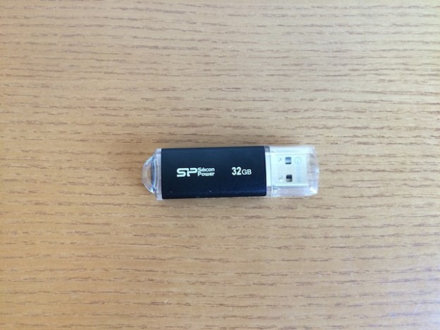 SD・USBデータ削除・復元・ipod classic・ipad・エフェクター修理　大井町のお客様