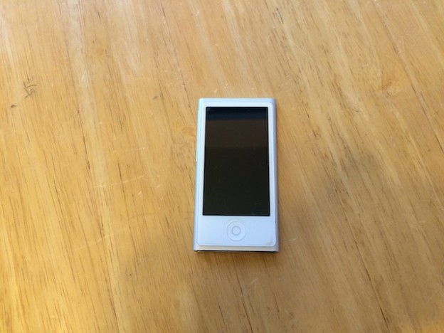 ipod nano7・ipod classic・イヤホン修理　スマートファボ吉祥寺店