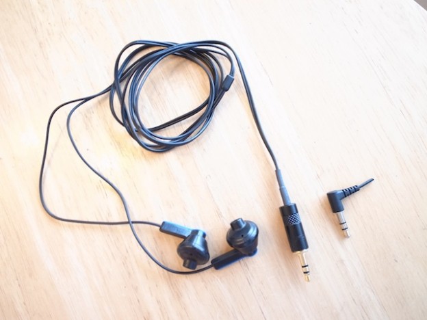 【イヤホン/ヘッドホン郵送修理】　名古屋のお客様