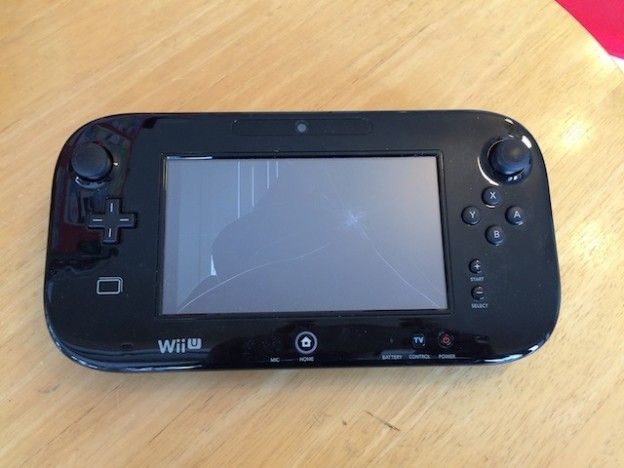 【3DSLL/WiiUゲームパッド/PSVITA】 ゲーム機修理　新宿のお客様