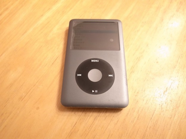 ipod classicイヤホン修理　大塚のお客様