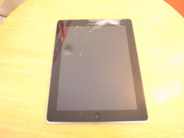 画面割れipad/ipod nano買取　御茶の水のお客様