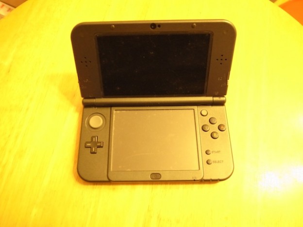 任天堂3DS　スライドパッド修理　新宿のお客様