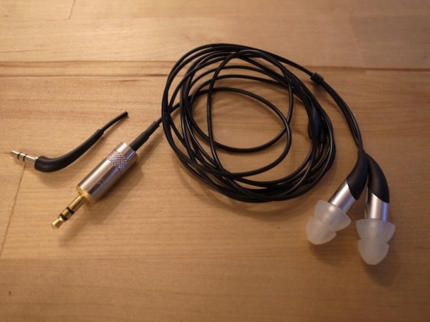 イヤホン 片耳聞こえない　新宿のお客様