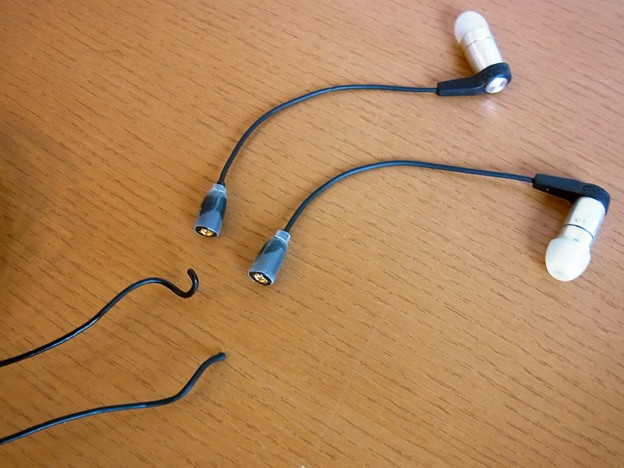 ヘッドホン修理・脱着化/イヤホンリケーブル/各種プラグ交換修理　神奈川県のお客様