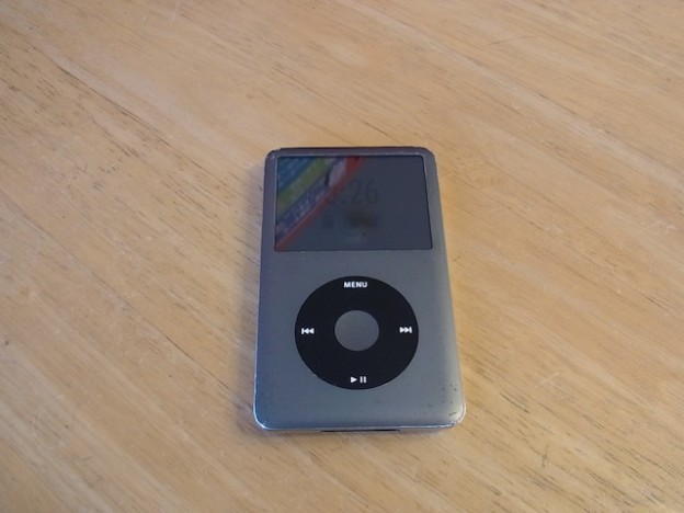 ipod classic大容量化/イヤホン/任天堂3DS修理　秋葉原のお客様