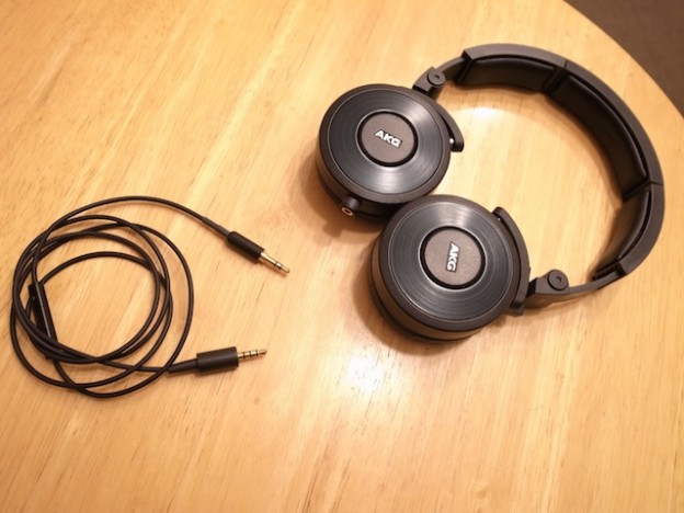 ヘッドホン脱着化/イヤホンピン折れ・脱着部分故障修理/ケーブル制作　仙台のお客様