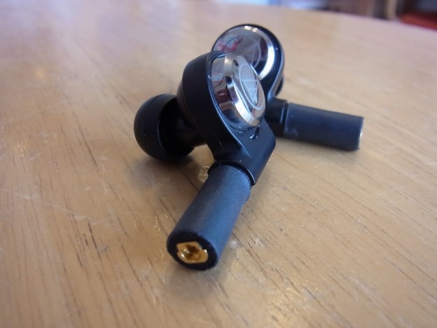 イヤホンMMCX化/ヘッドホン脱着化/ケーブル制作　福岡県のお客様