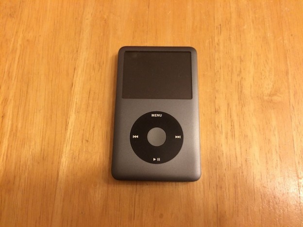 ipod classicHDD同期不良/イヤホンMMCX化/任天堂3DS修理　吉祥寺のお客様