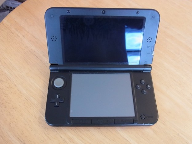任天堂3DS液晶故障/ipod classic/ipod nano6修理　中野のお客様