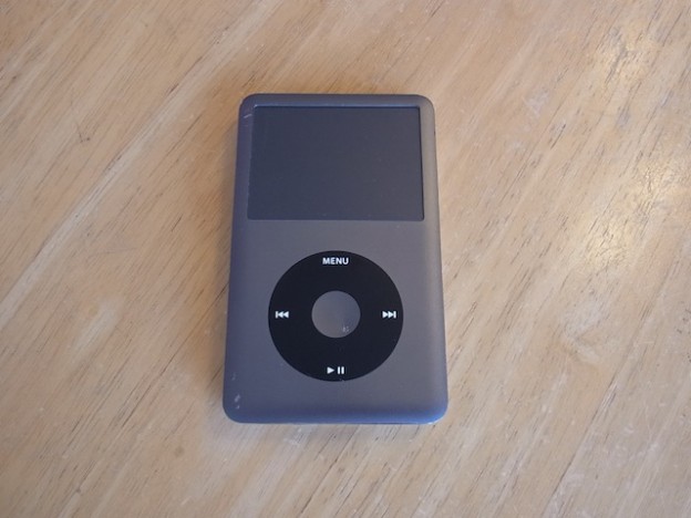 ipod classicHDD故障/イヤホンMMCX化/任天堂3DS修理　恵比寿のお客様