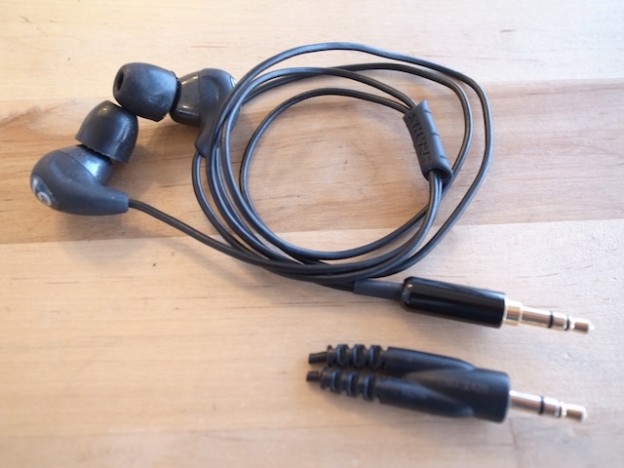 shureイヤホン修理/脱着部分故障修理/リケーブル　川崎のお客様