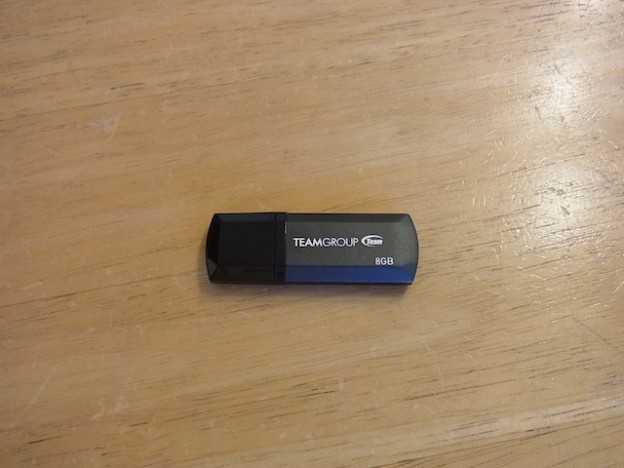 USBフォーマットしますか？　データ復旧　本八幡のお客様