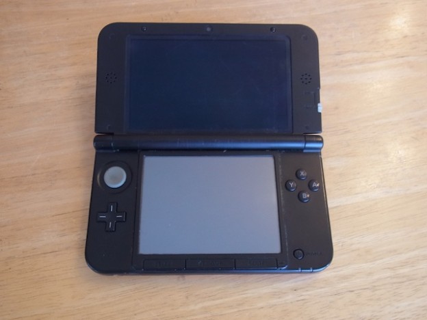 任天堂3DS/イヤホン/ipod classic修理　下北沢のお客様