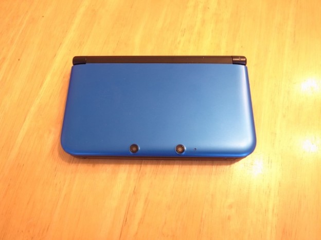 北千住のお客様より任天堂3DSの来店修理がありました。