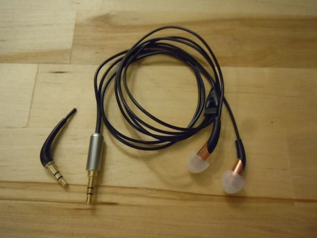 岡崎でイヤホンの宅配修理ならスマートファボ吉祥寺店へ！