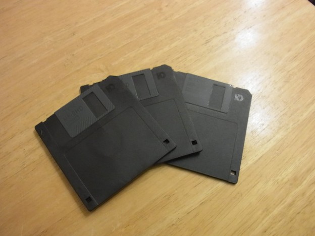 ワープロフロッピーのデータ変換/ワープロ郵送修理　金沢のお客様