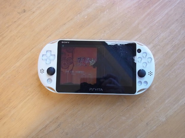 PSVITA2000店頭持ち込み修理　本八幡のお客様