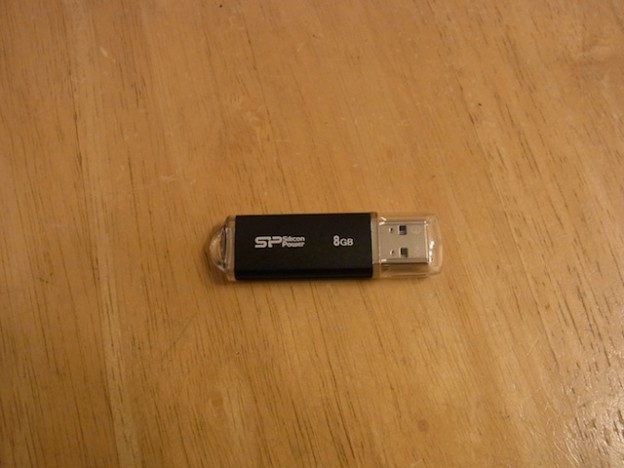 USBメモリ　データ消去・データ復元　銀座のお客様