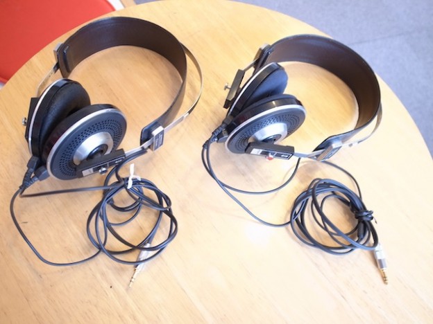 福岡県のお客様よりヘッドホン/イヤホンの宅配修理がありました。