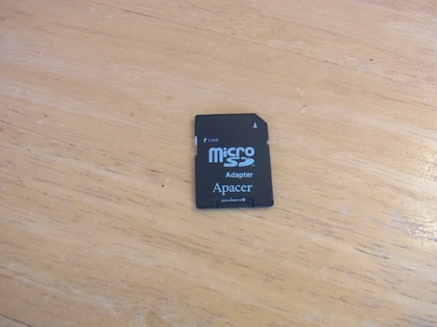 三島市のお客様よりSDカードの郵送でのデータ復旧のお問い合わせがありました。