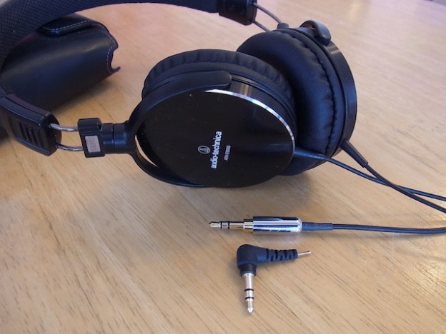 府中のお客様よりヘッドホン修理のご来店がありました。