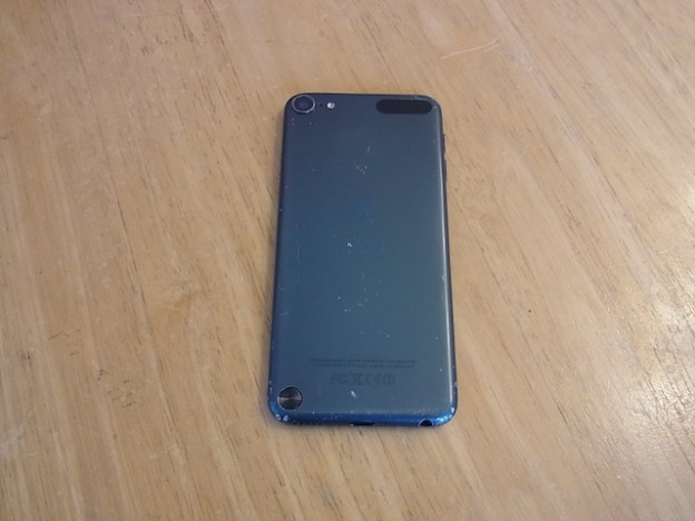 神戸のお客様よりipod touch5の宅配修理がありました。