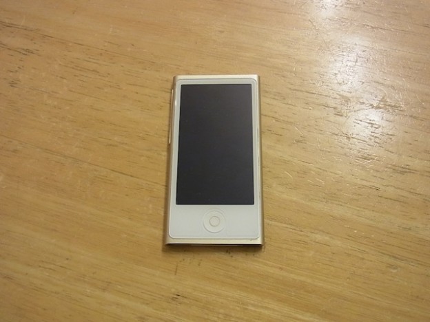 神戸のお客様よりipod nano6/ipod nano7の宅配修理がありました。