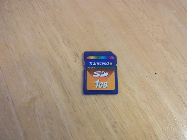 草加市のお客様よりSDカードの郵送でのデータ復旧のお問い合わせがありました。