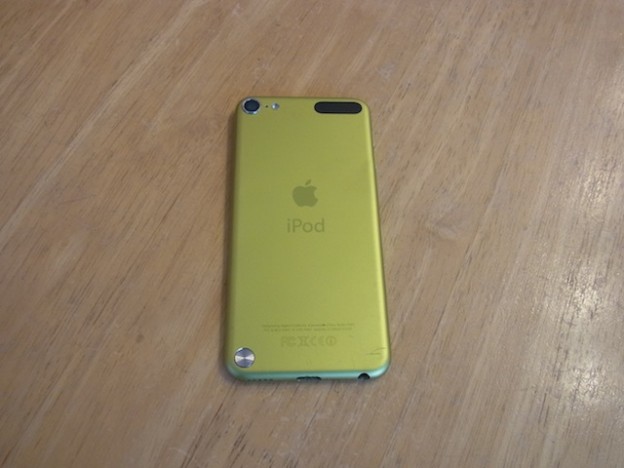 美濃加茂市のお客様よりipod touch5/ipod nano7の宅配修理がありました。