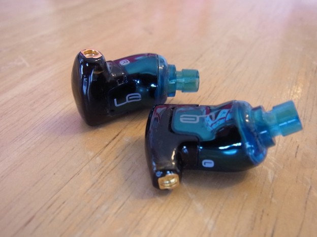 10Pro/イヤホン修理/MMCX化　愛知のお客様