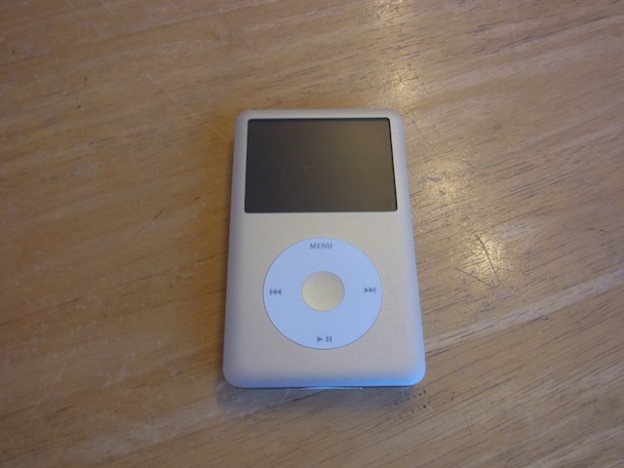 伊丹市iPod classic郵送修理のご案内　郵送キット発送します！