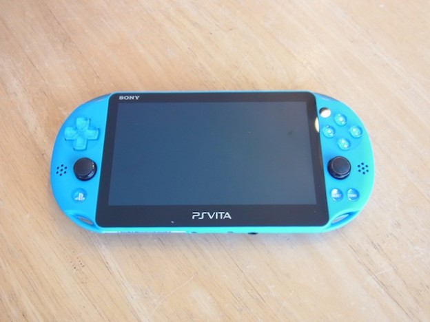 福島県　PSvita2000勝手に動く　宅配修理ならスマートファボ吉祥寺へ！